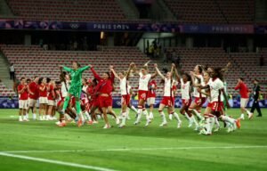 paris-2024:-canada-make-olympic-quarterfinals-despite-six-point-“spying”-penalty-in-women’s-football
