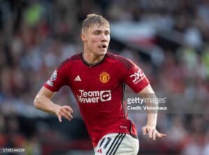 epl:-manchester-united’s-leny-yoro,-hojlund-out-injured-three-months-and-six-weeks
