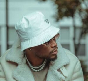 el-lists-his-best-five-lyricists-in-ghana,-excludes-sarkodie,-lyrical-joe-and-other-rappers