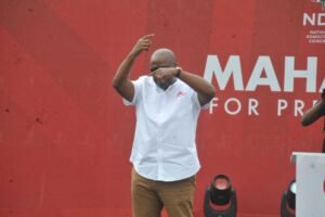 a-vote-for-mahama-is-a-vote-for-second-hand-president-–-bawumia