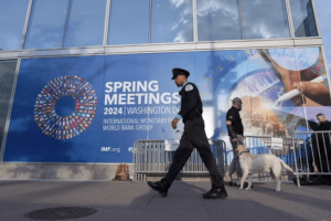 world-bank-says-more-than-100-countries-hindered-by-“middle-income-trap”