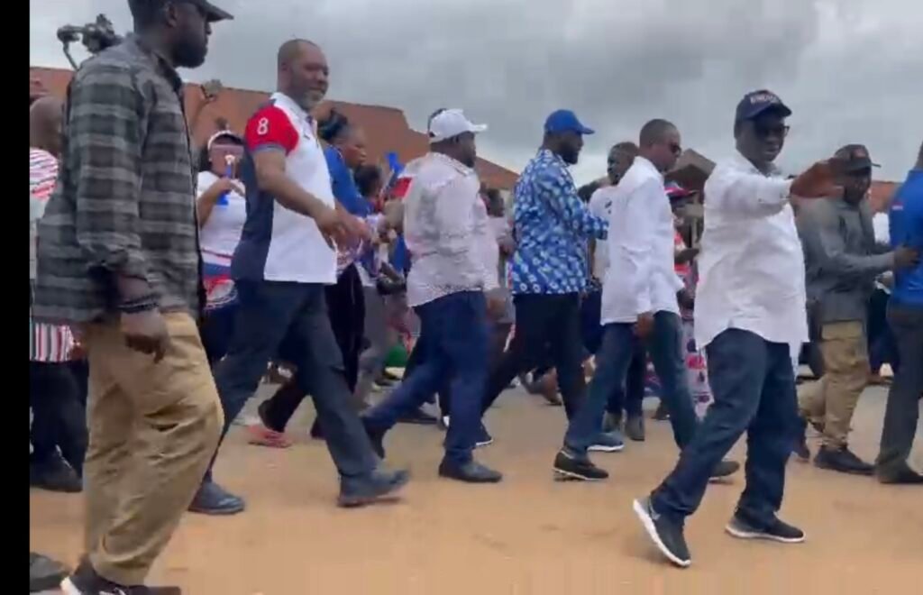 dr.-matthew-opoku-prempeh’s-campaign-team-descends-on-juaso,-bolstered-by-high-profile-supporters