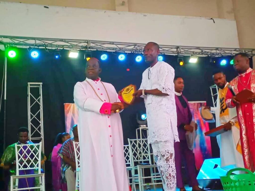 “global-recognition:-akrofuom-dce-honored-by-us-based-international-ministerial-fellowship”